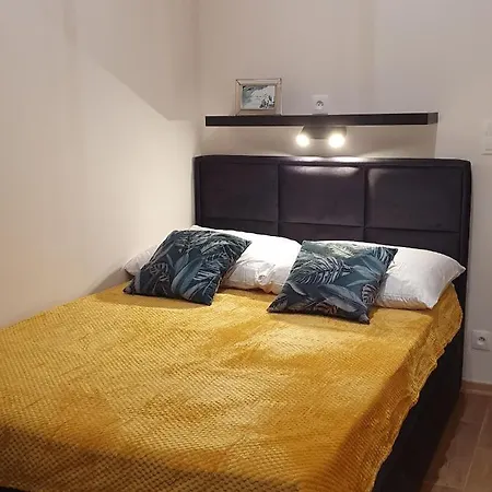 Z Ogrodem Apartment Stanislawow Pierwszy (Masovia)
