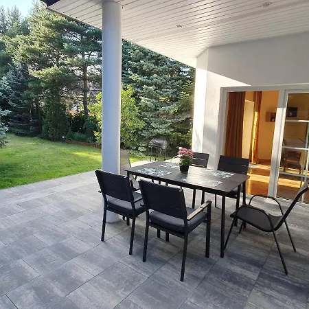 Apartment Z Ogrodem Stanislawow Pierwszy (Masovia)
