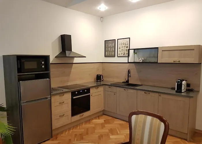 Daire Z Ogrodem Stanislawow Pierwszy (Masovia)